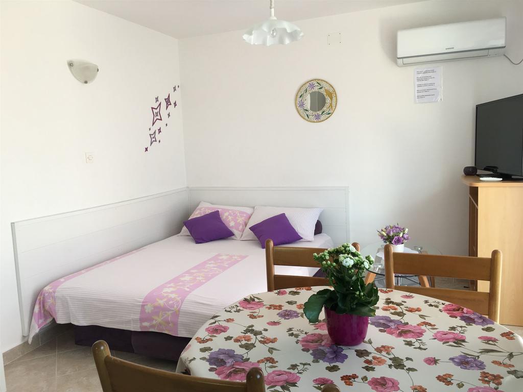 Apartments Bruno Jurandvor Екстериор снимка
